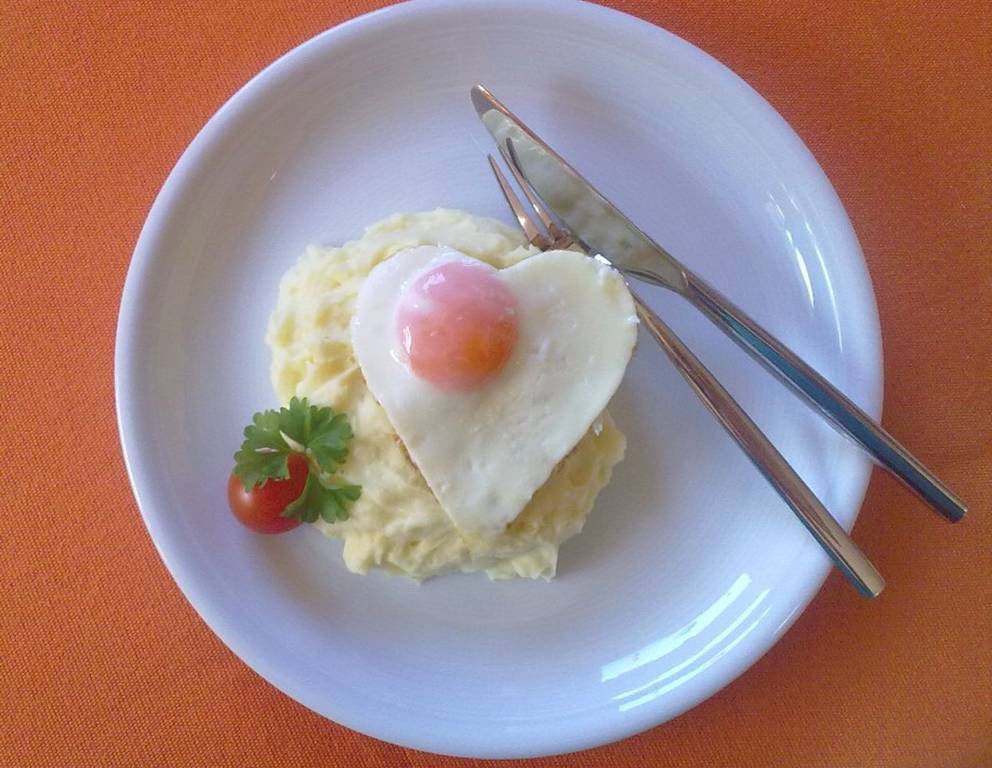 Spiegelei auf Kartoffelschnee Spiegelei auf Kartoffelschnee