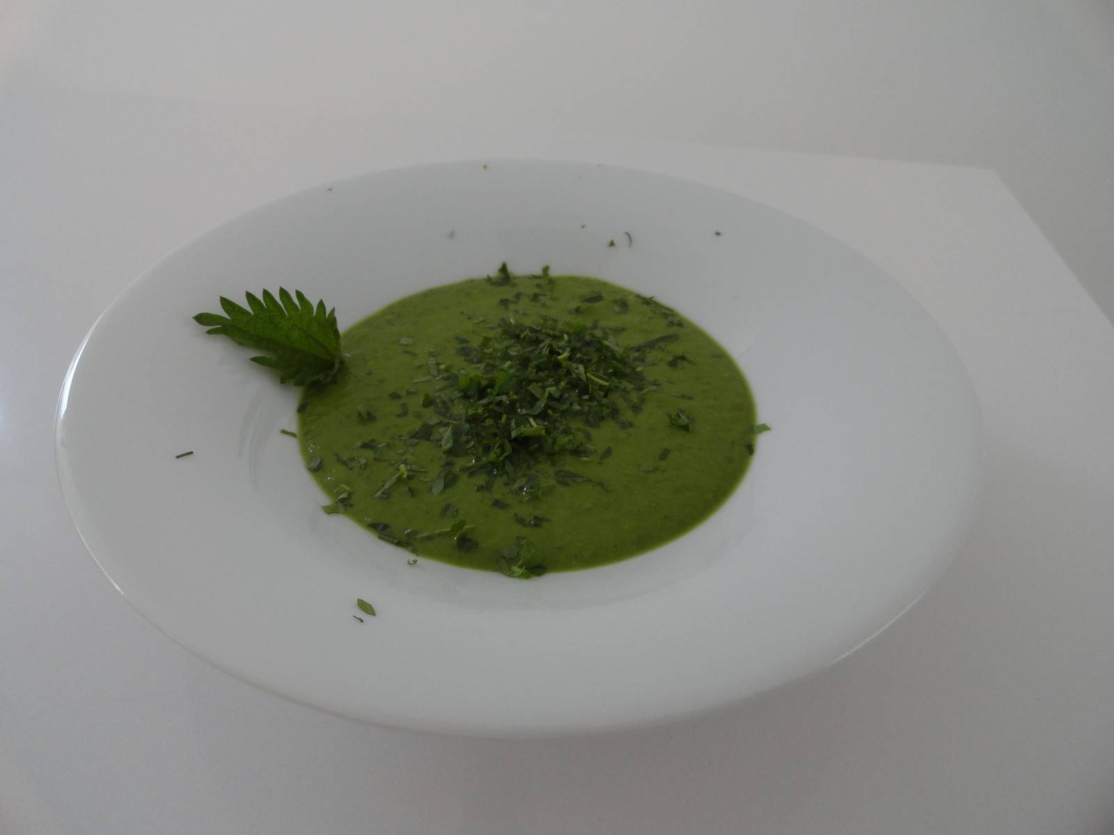 Brennesselsuppe Rezept - ichkoche.de Brennesselsuppe Rezept - ichkoche.de