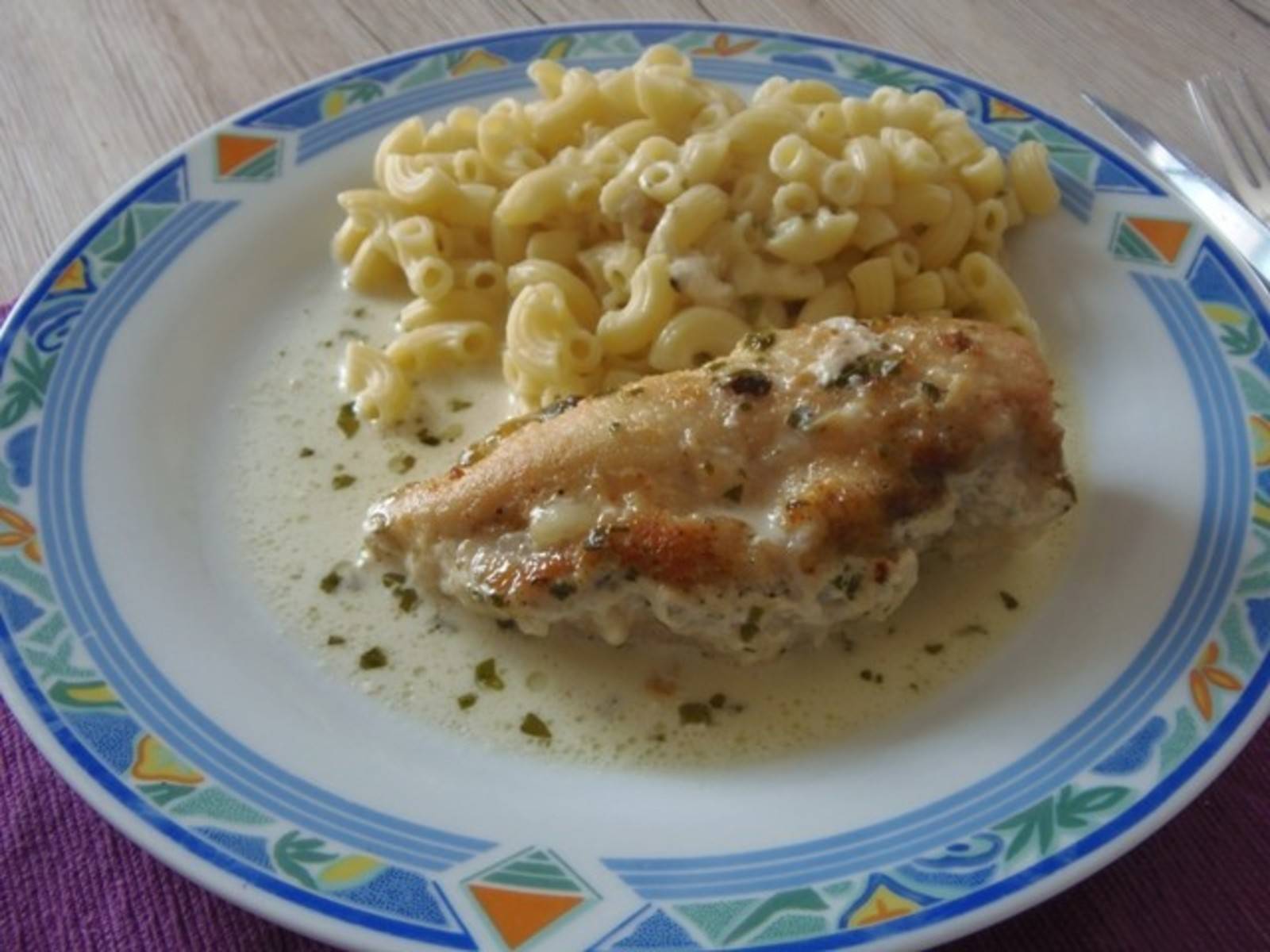 Gefülltes Hühnerfilet mit Mozzarella und Schinken Rezept - ichkoche.at