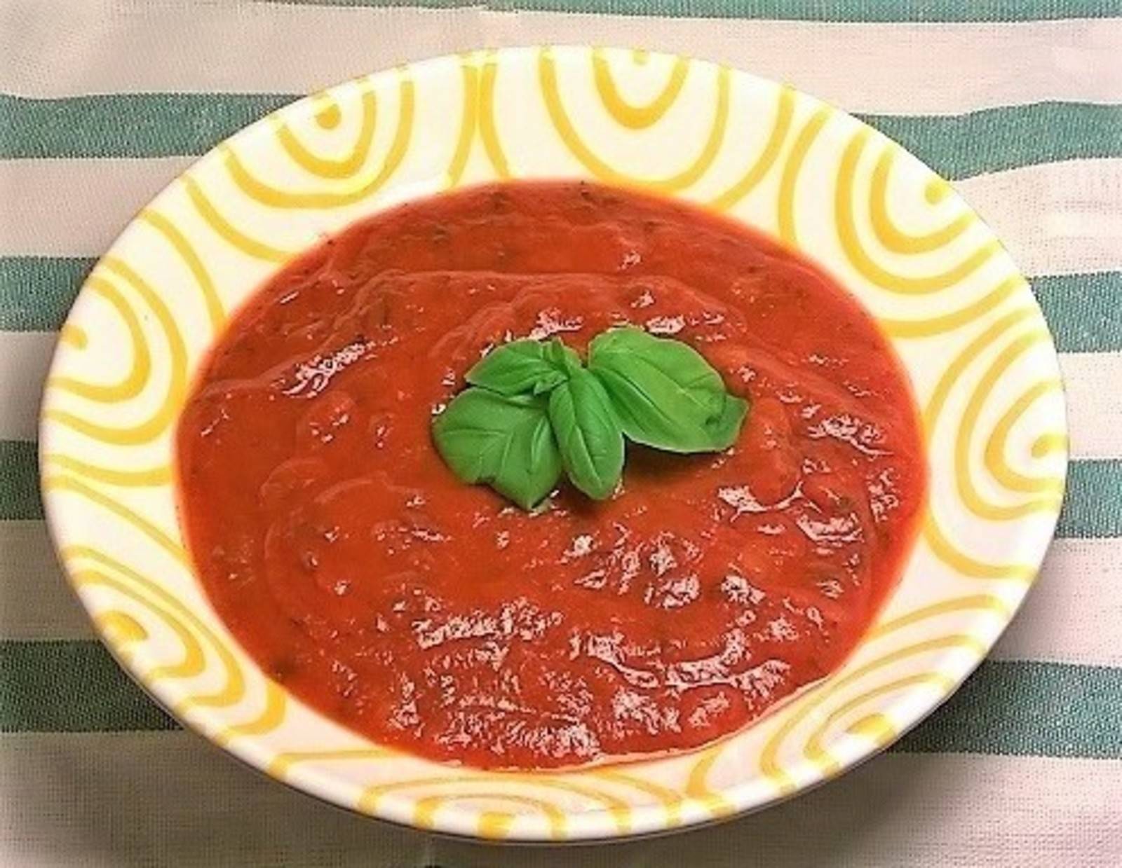 Frische Tomatensuppe