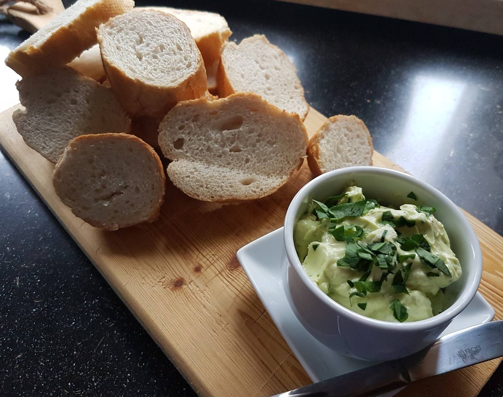 Bärlauchbutter Rezept - ichkoche.ch Bärlauchbutter Rezept - ichkoche.ch