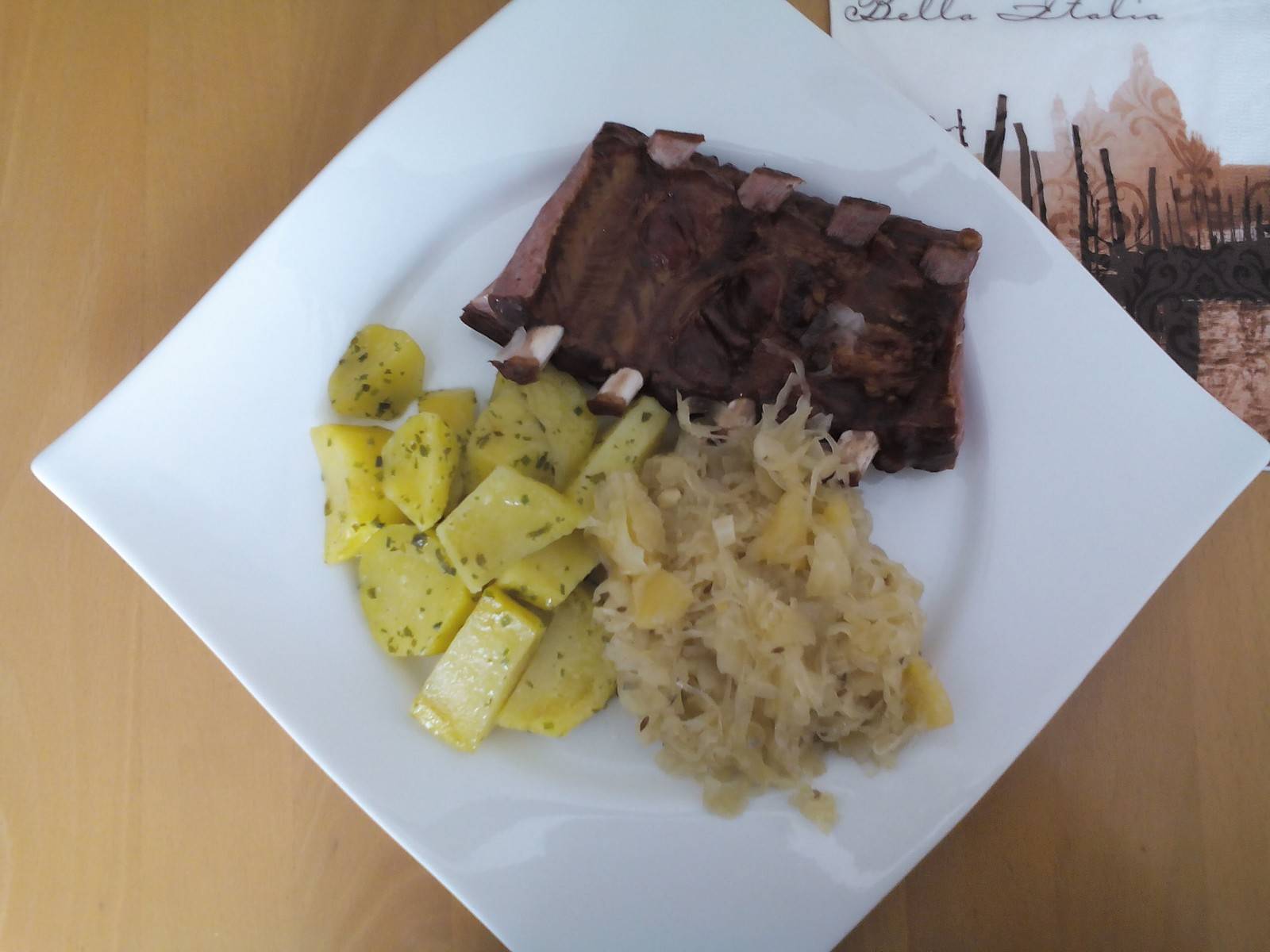 Rippchen mit Sauerkraut Rezept - ichkoche.de Rippchen mit Sauerkraut Rezept - ichkoche.de