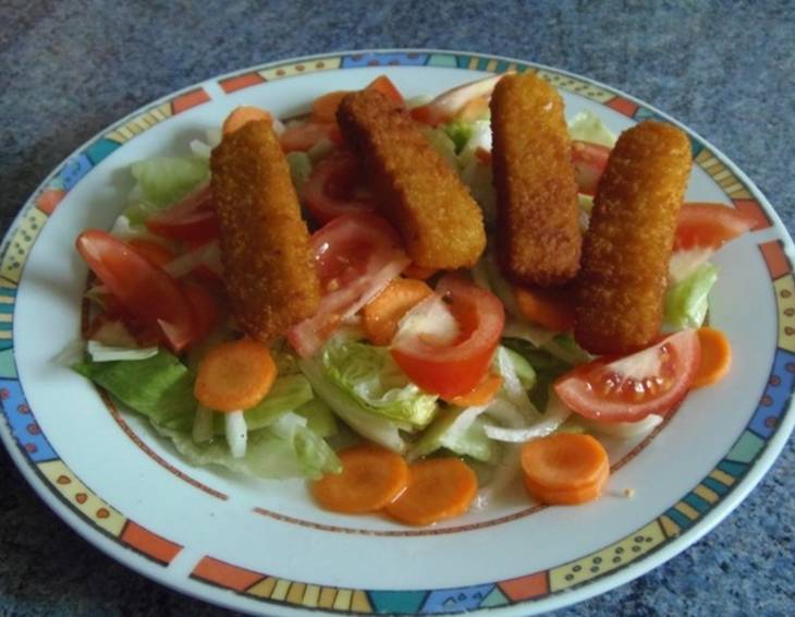 Fischstäbchen Salat