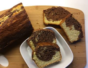 Biskuit-Marmor-Kuchen Biskuit-Marmor-Kuchen