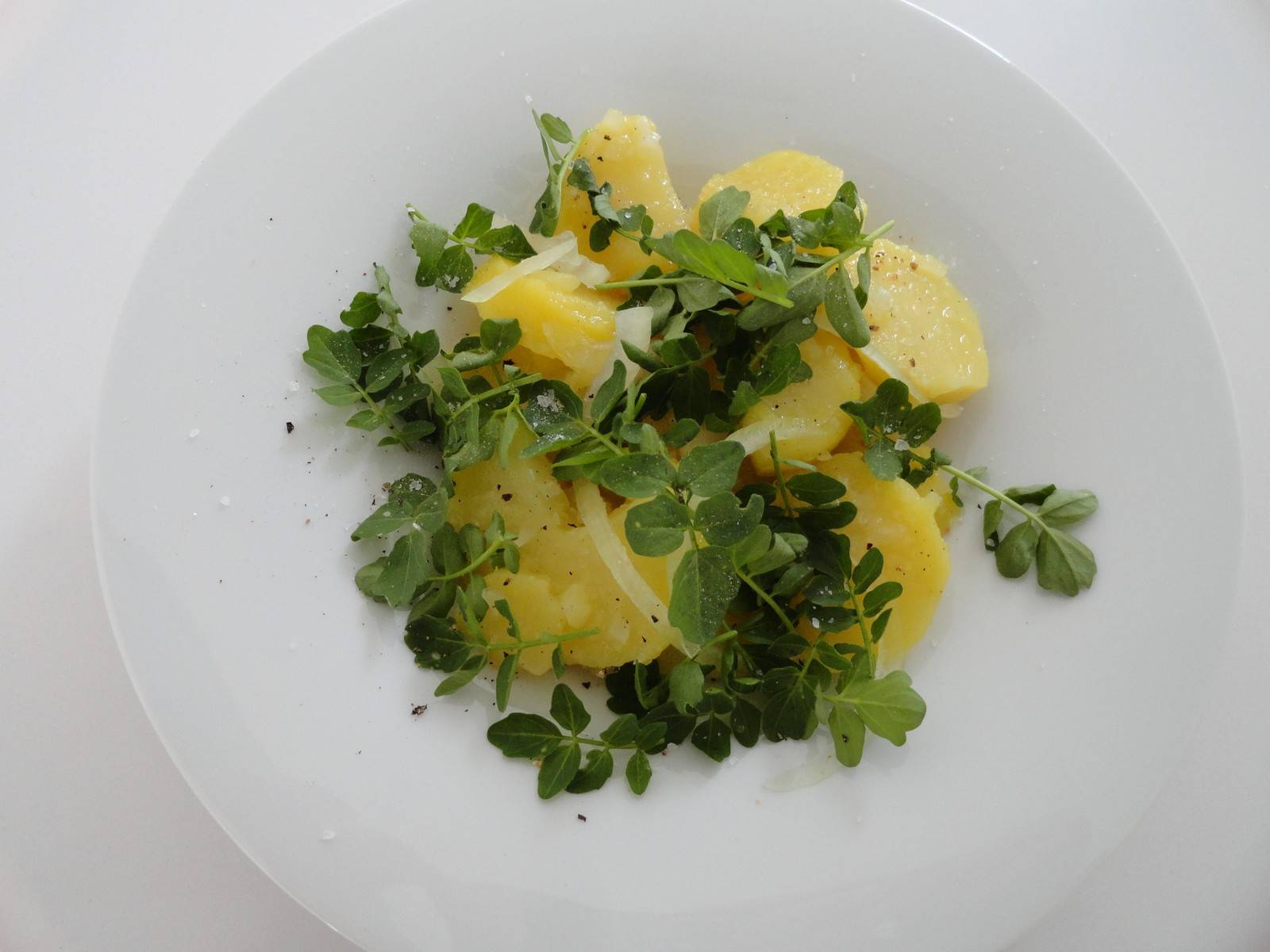 Erdapfel-Brunnenkresse-Salat