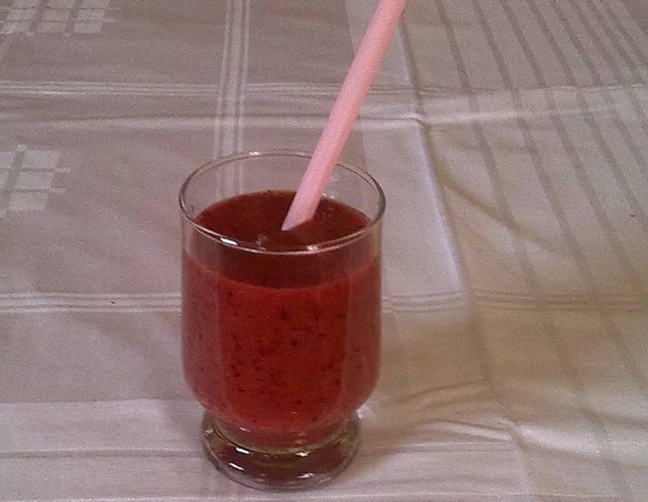 Apfel-Zwetschken-Smoothie