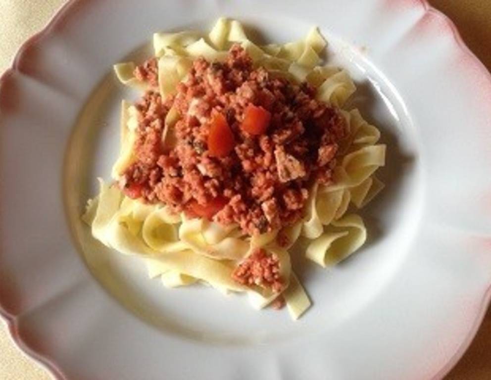 Tofu bolognese - zu Spaghetti Tofu bolognese - zu Spaghetti