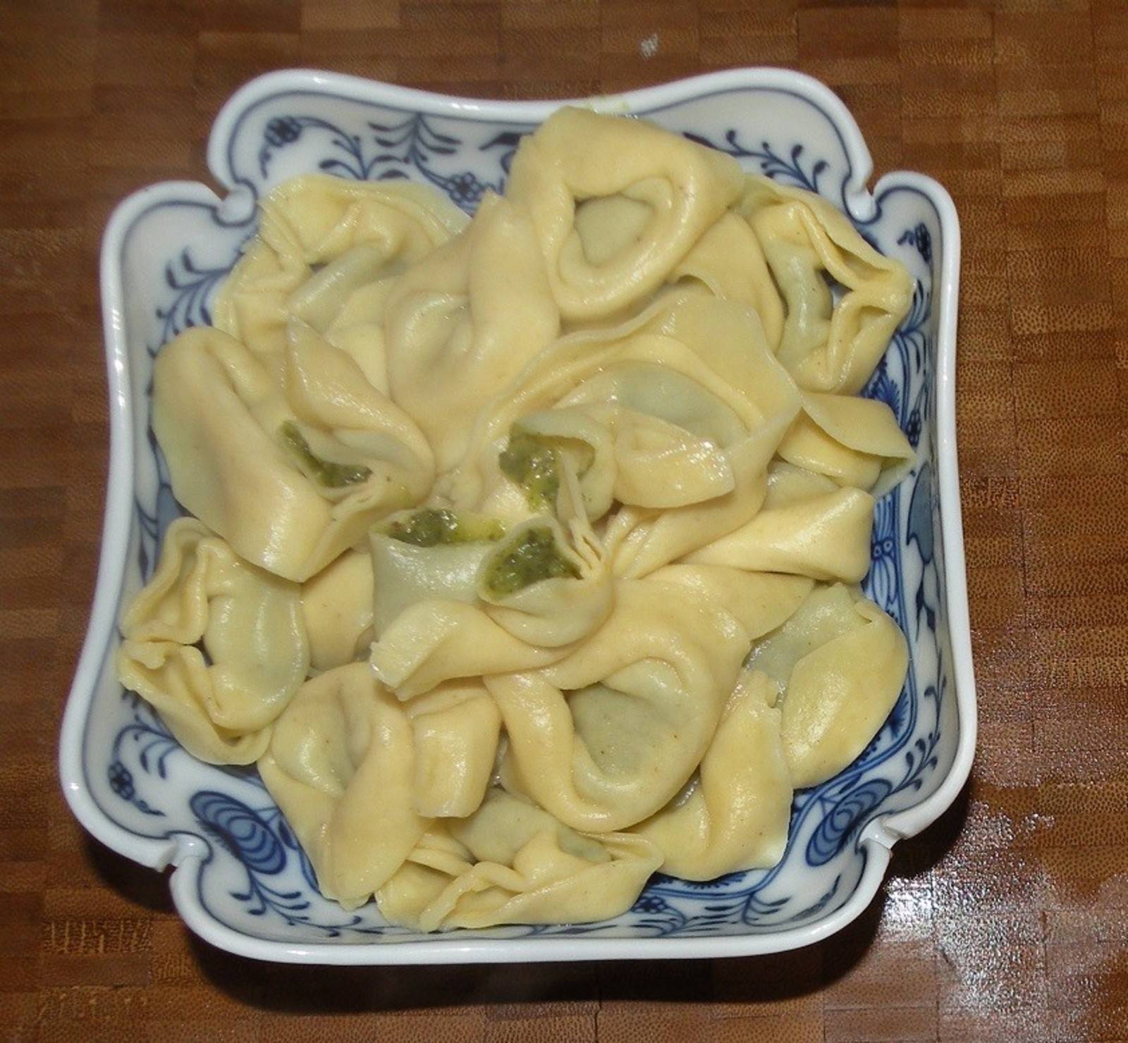 Spinatfüllung für Tortellini
