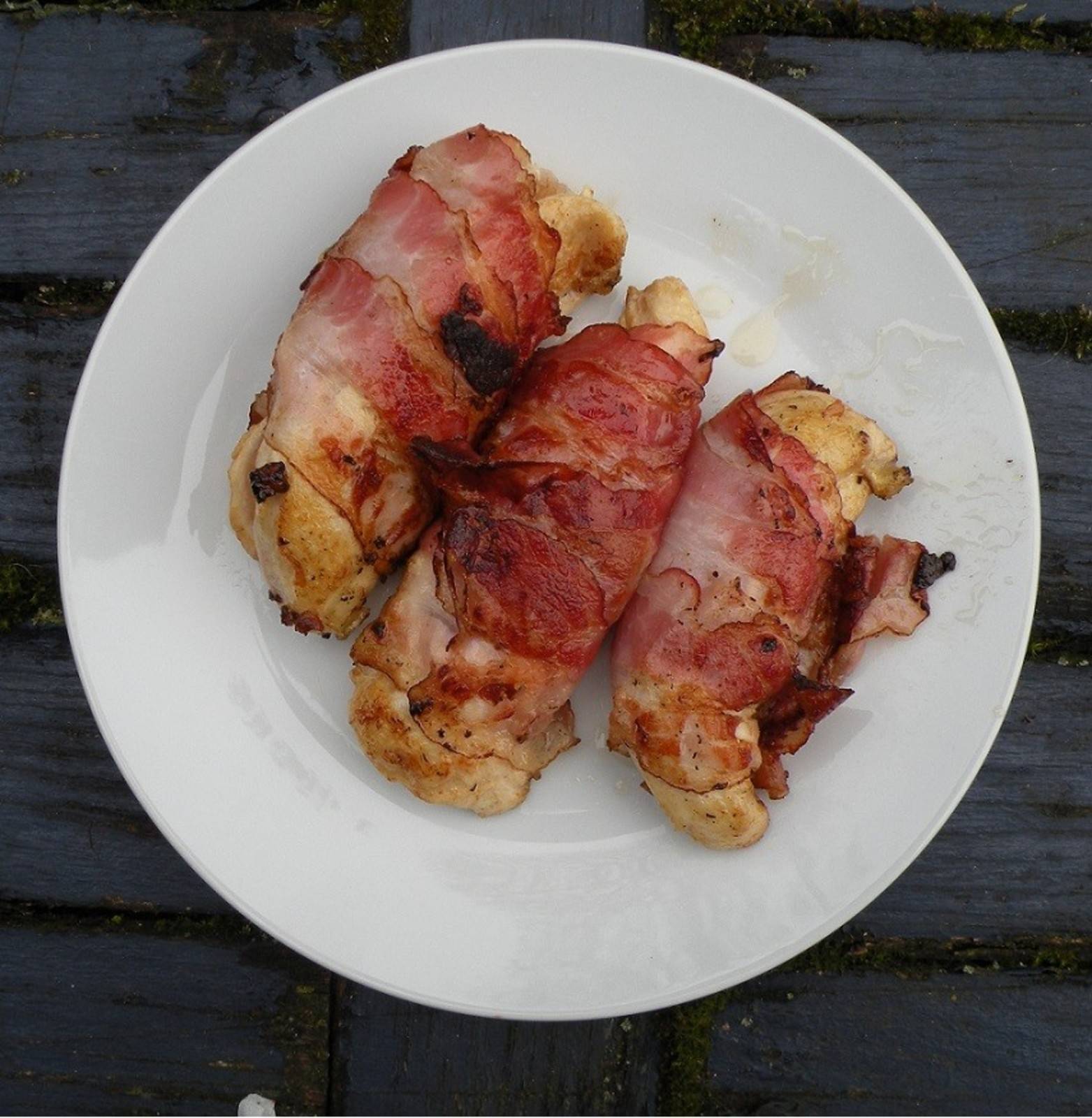 Hühnerbrüstchen im Speckmantel Rezept - ichkoche.de