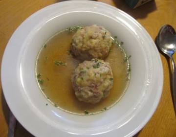 Tiroler Speckknödel Tiroler Speckknödel