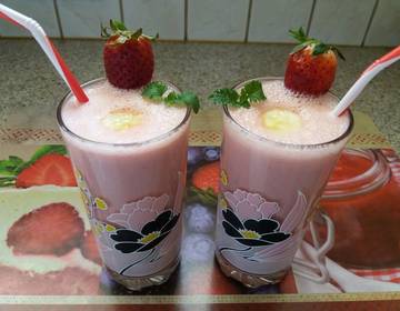 Erdbeer-Bananen-Shake mit Buttermilch