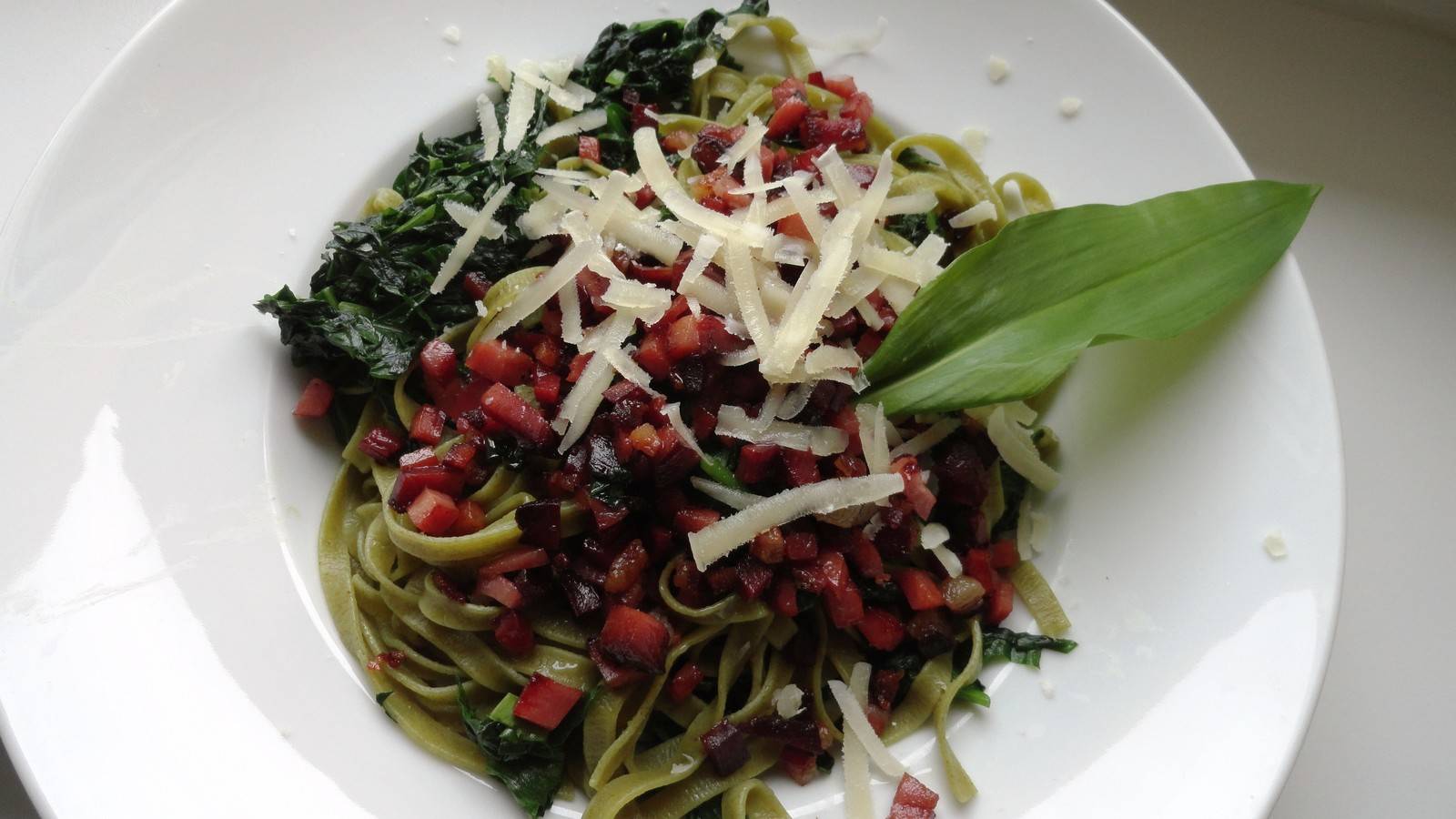 Bärlauchnudeln Rezept - ichkoche.at Bärlauchnudeln Rezept - ichkoche.at