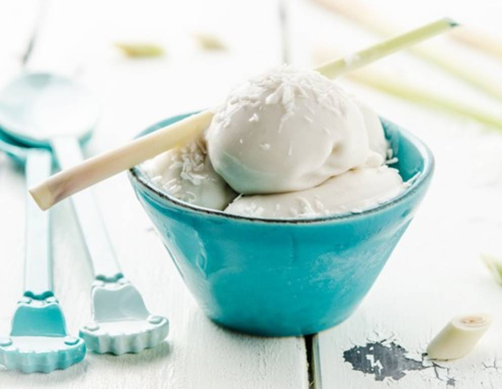 Zitronengras-Kokossorbet Zitronengras-Kokossorbet