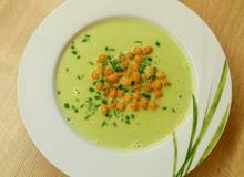 Erbsen-Lauchcremesüppchen Erbsen-Lauchcremesüppchen