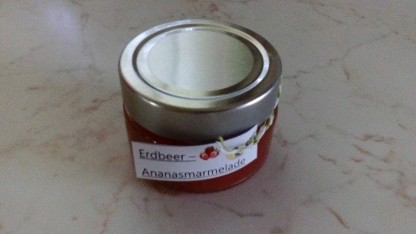 Erdbeer-Ananas-Marmelade Rezept - ichkoche.de