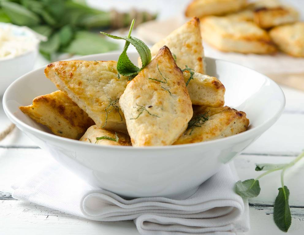 Würzige Salbei-Scones Würzige Salbei-Scones