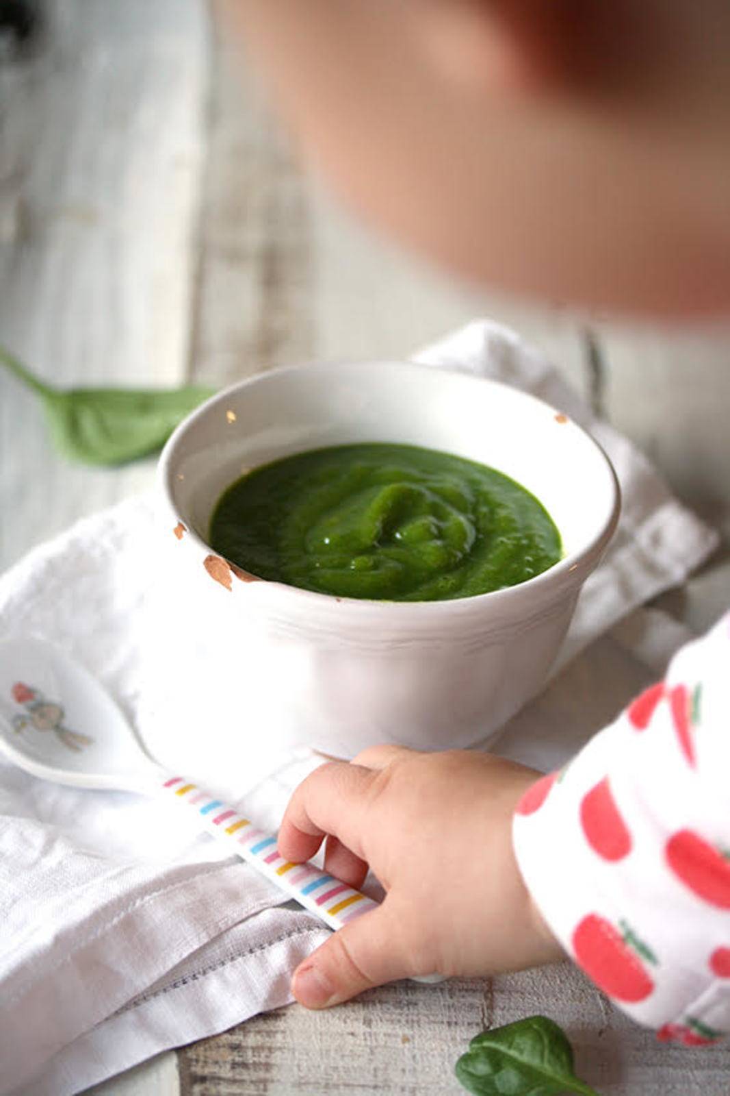 Grüner Smoothie für Babys