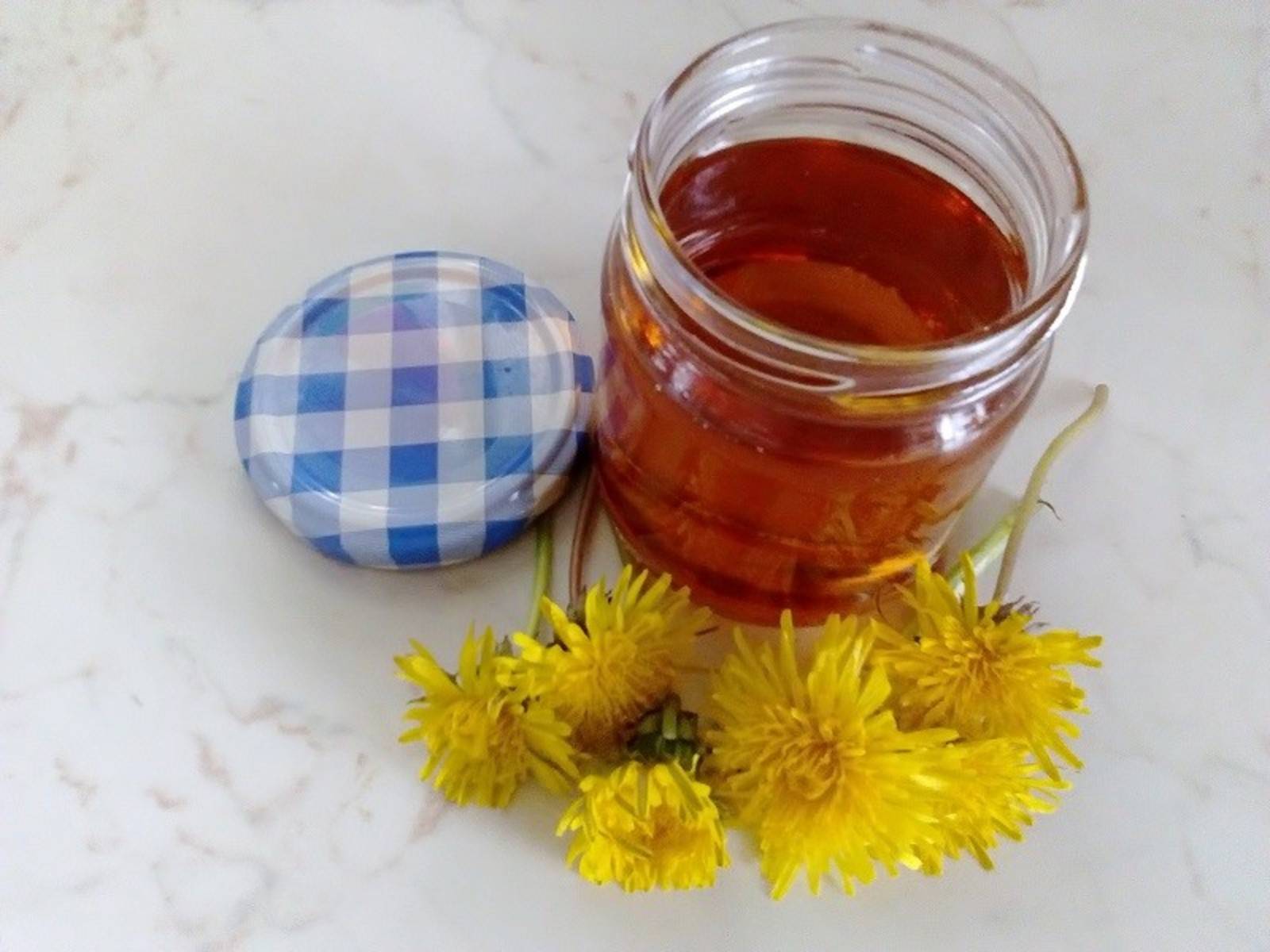 Löwenzahnsirup Rezept - ichkoche.de