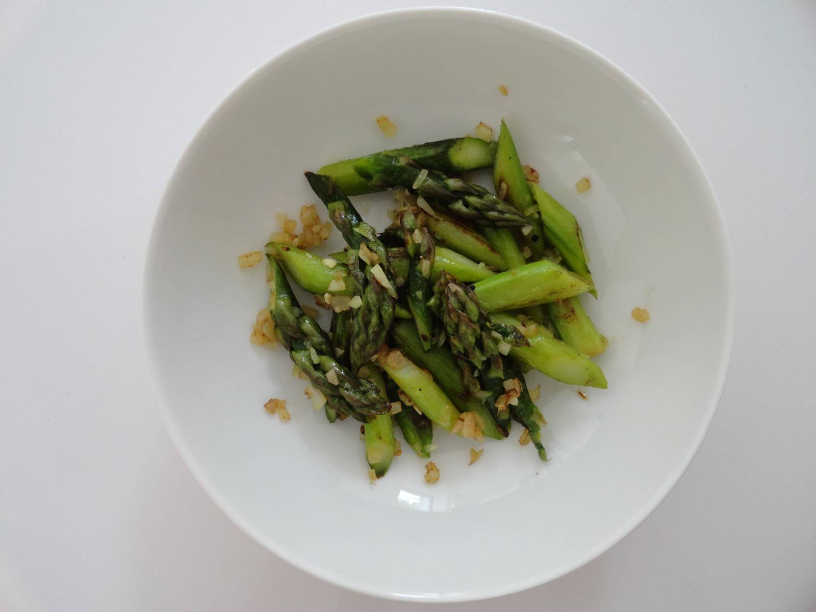 Sautierter Spargel