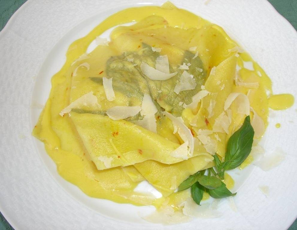 Nudelfleckerl mit Kräutern Nudelfleckerl mit Kräutern