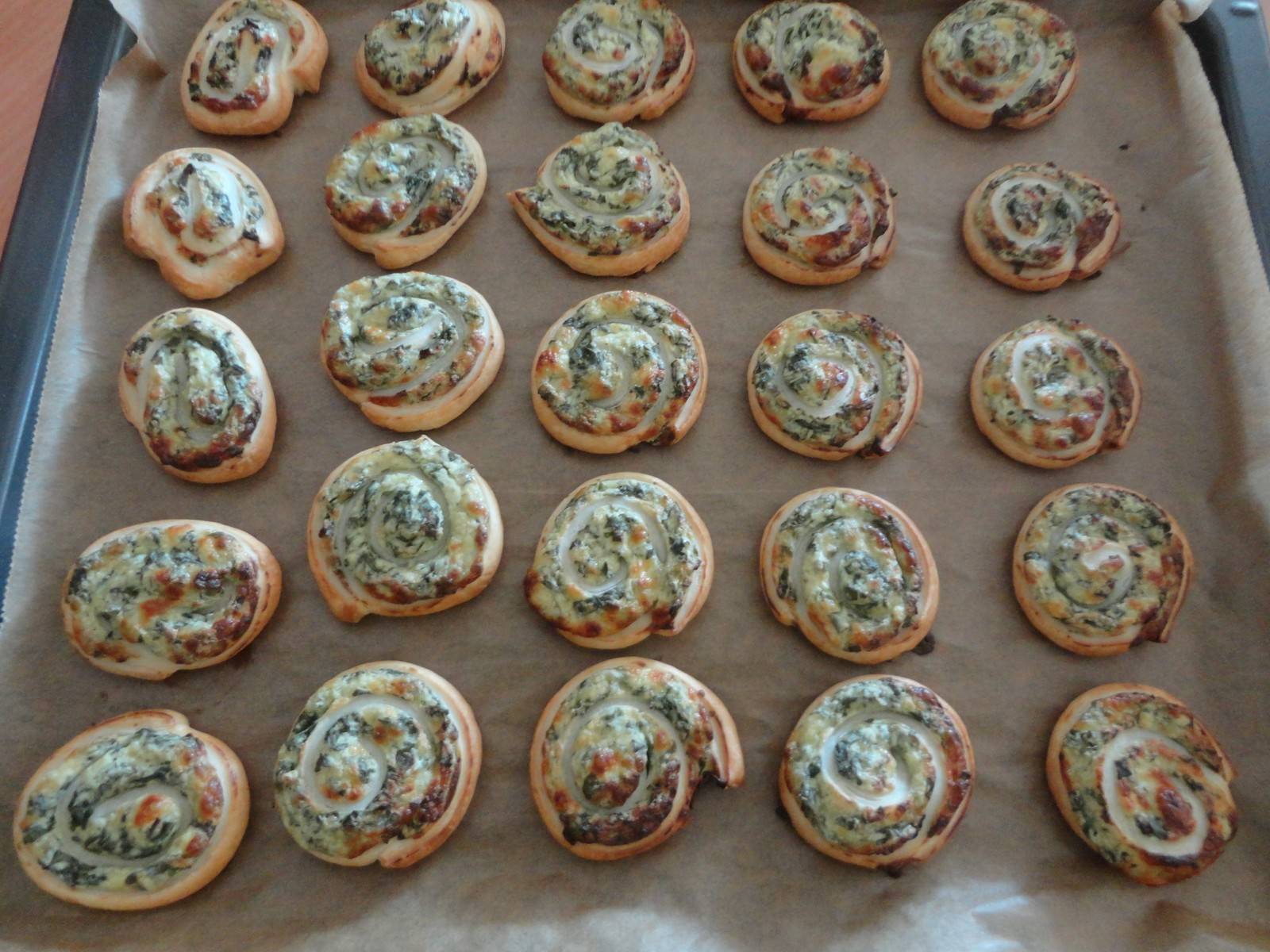 Pikante Blätterteigschnecken Rezept - ichkoche.de Pikante Blätterteigschnecken Rezept - ichkoche.de