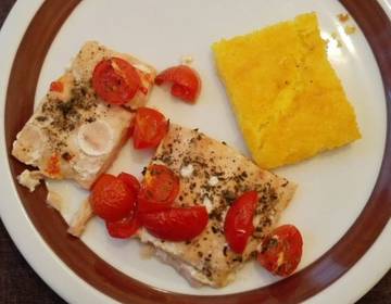 Lachsfilet mit Cocktailtomaten Lachsfilet mit Cocktailtomaten