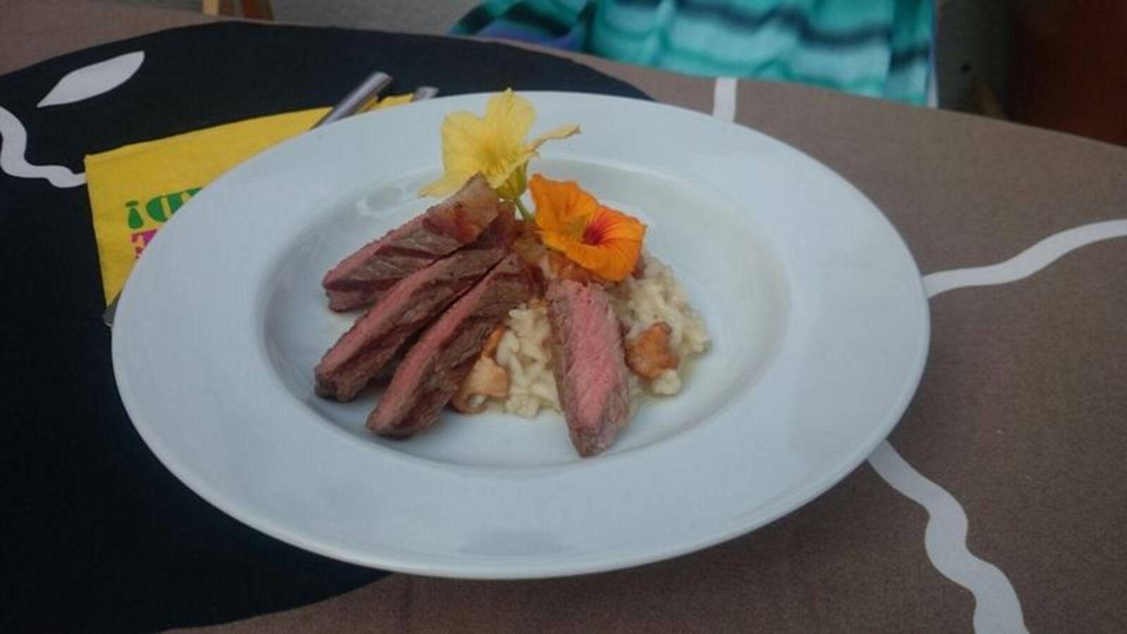 Rindsfilet in Rotweinsauce mit Risotto