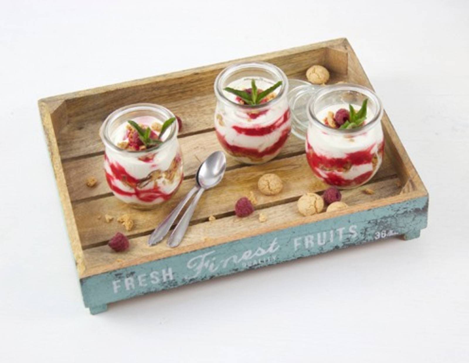 Himbeer-Amarettini-Schichtdessert Rezept - ichkoche.de