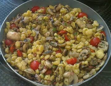 Bunte Knöpflepfanne Bunte Knöpflepfanne