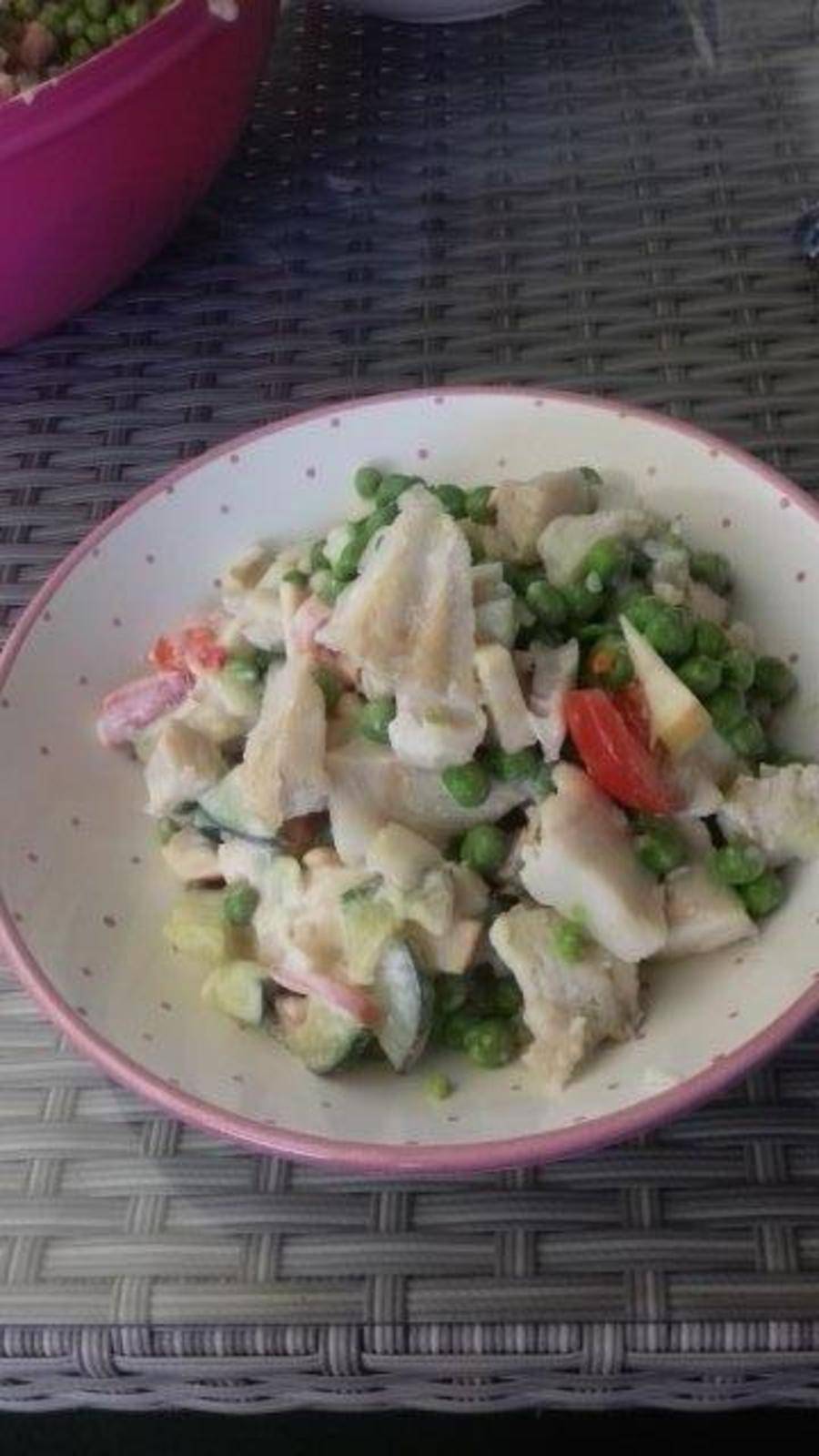 Gebundener Fischsalat Rezept - ichkoche.ch Gebundener Fischsalat Rezept - ichkoche.ch