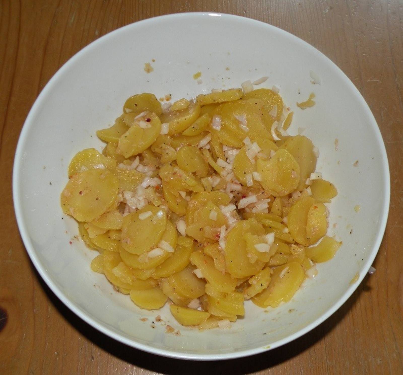 Erdäpfelsalat scharf