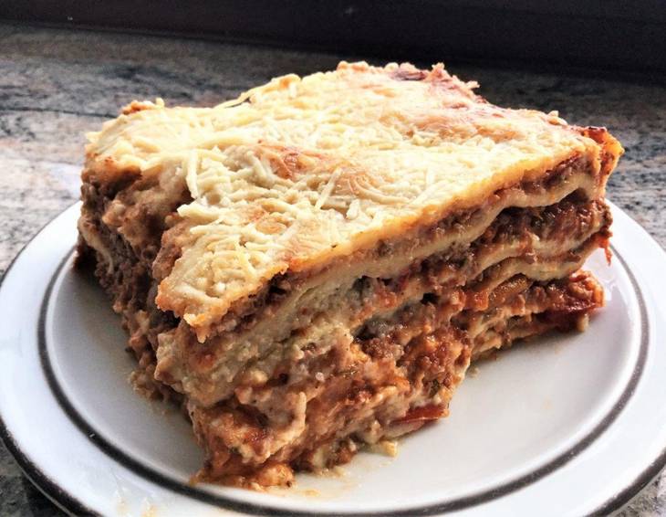 Lasagne mit selbst gemachten Nudelblättern Lasagne mit selbst gemachten Nudelblättern