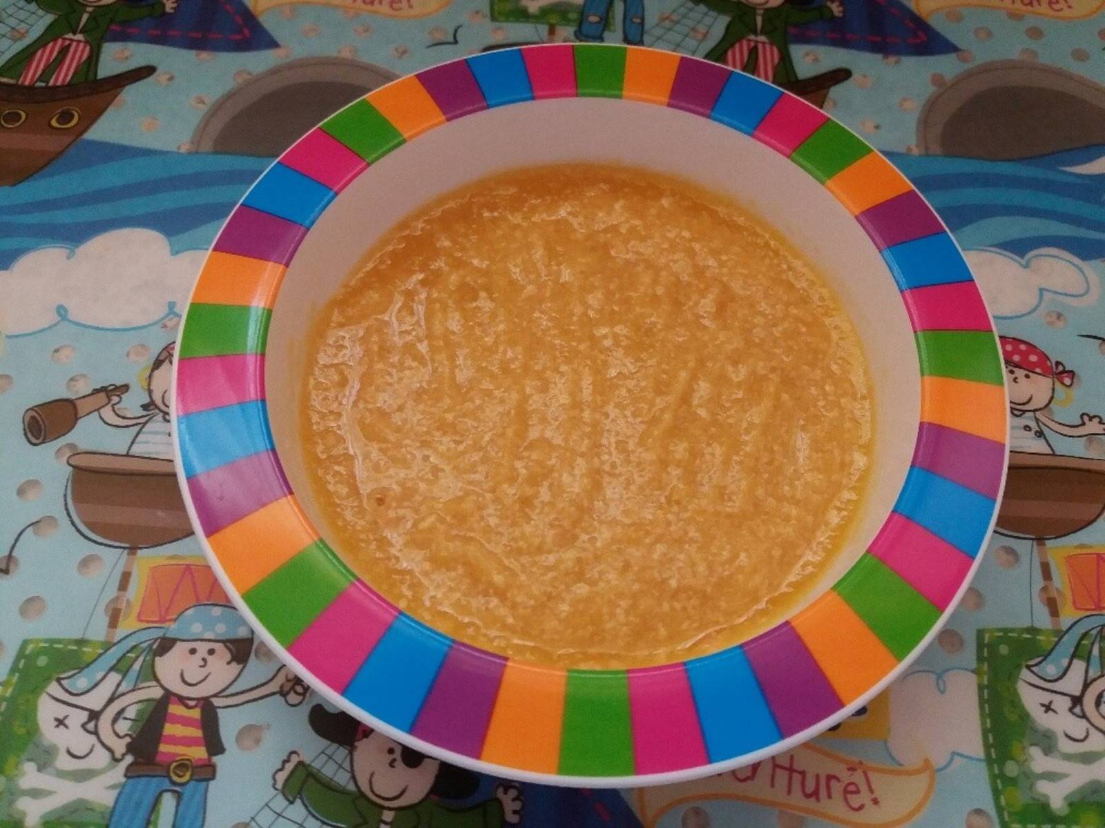 Marillenbrei mit Vollkornkeksen