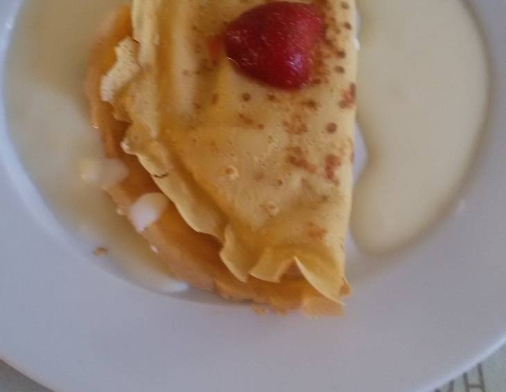 Erdbeer-Mascarpone-Palatschinken Erdbeer-Mascarpone-Palatschinken
