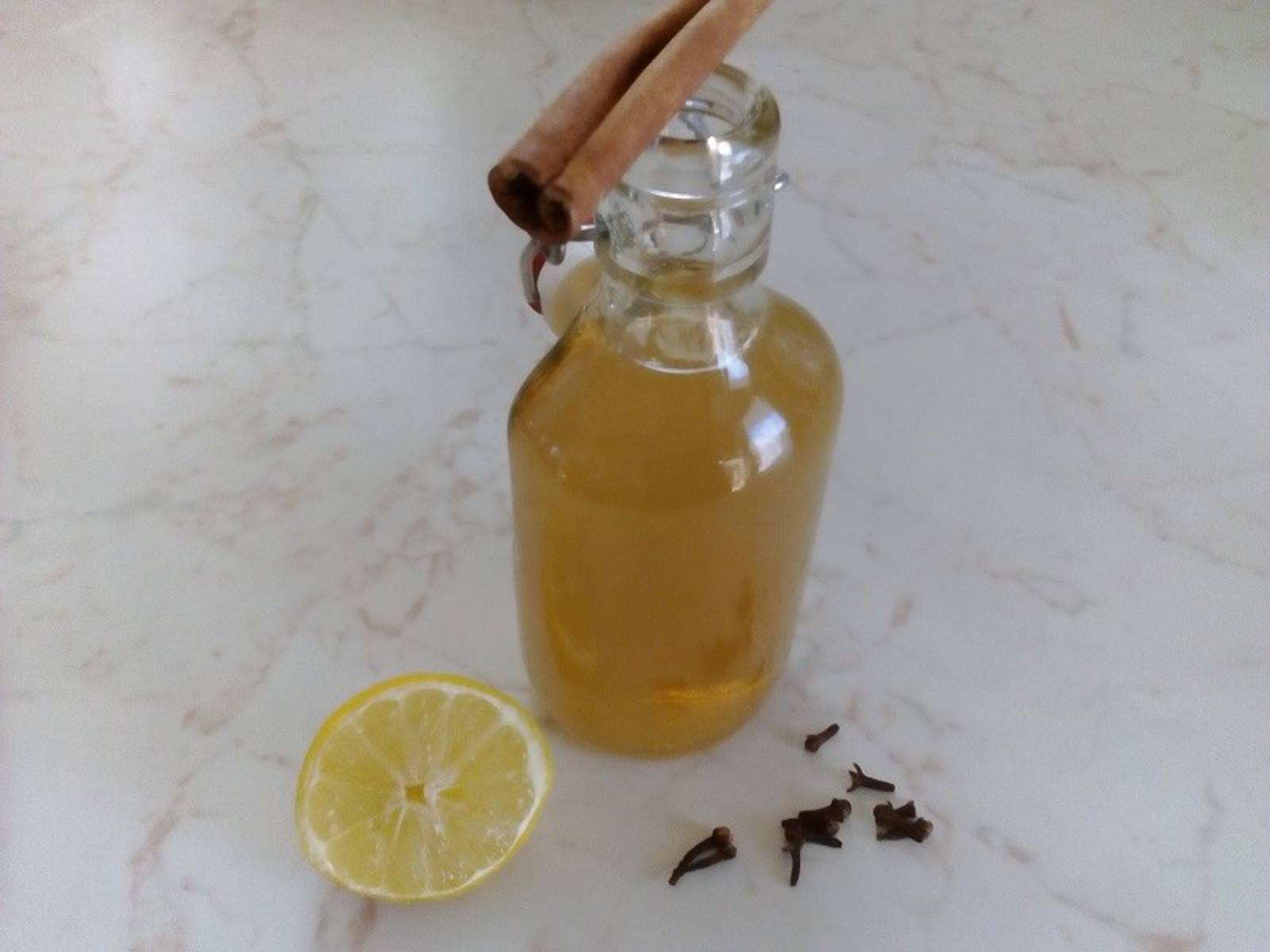 Zitronensirup Rezept - ichkoche.ch