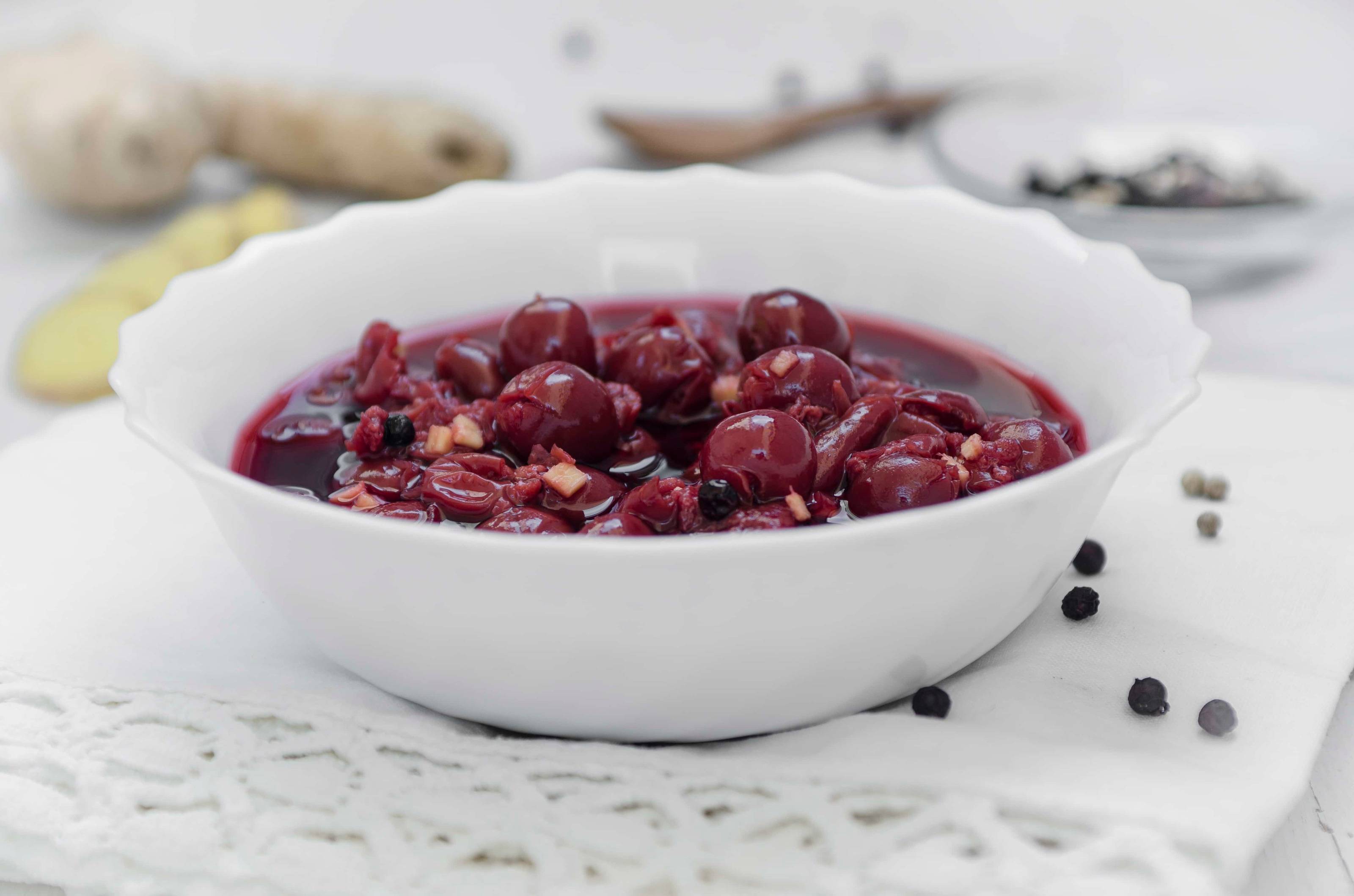 Kirsch-Ingwer-Kompott mit Pfeffer Rezept