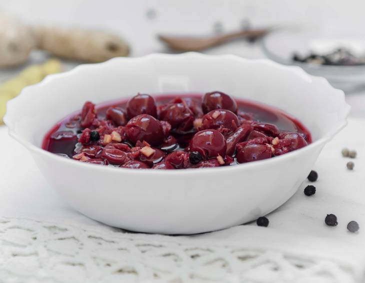 Kirsch-Ingwer-Kompott mit Pfeffer
