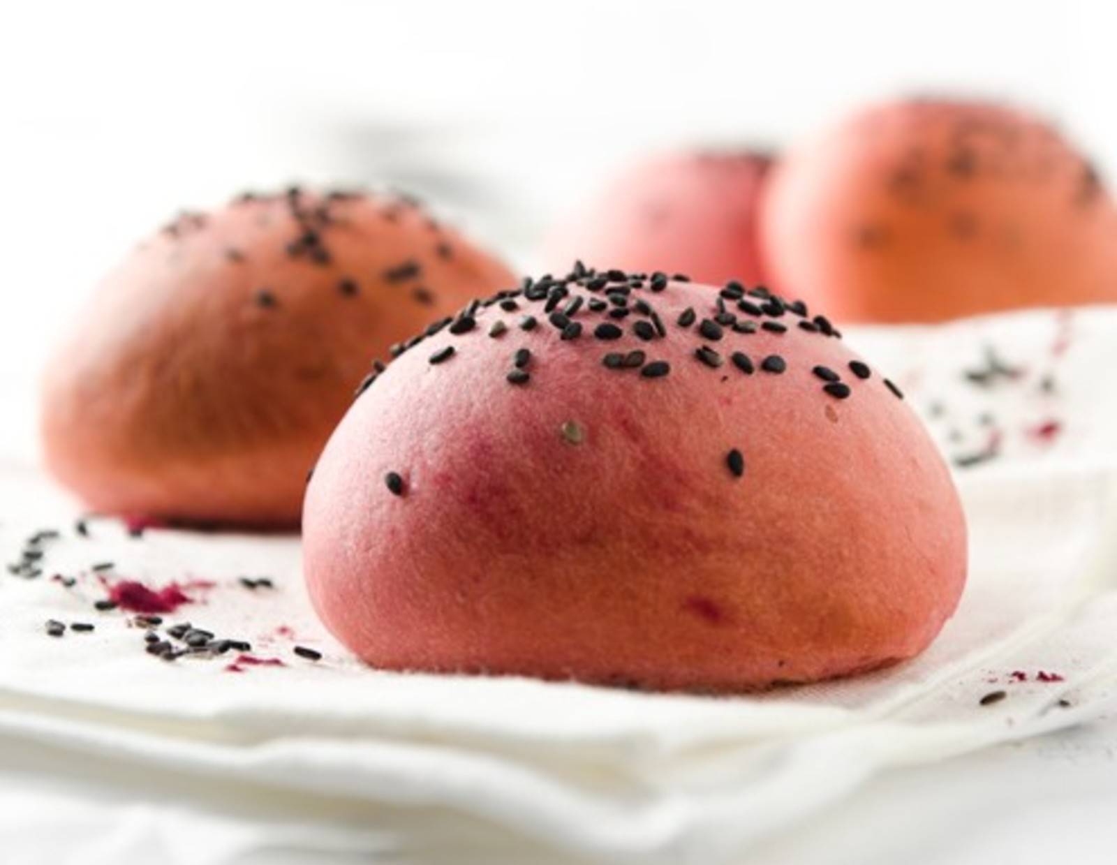 Pink Burger Buns Rezept