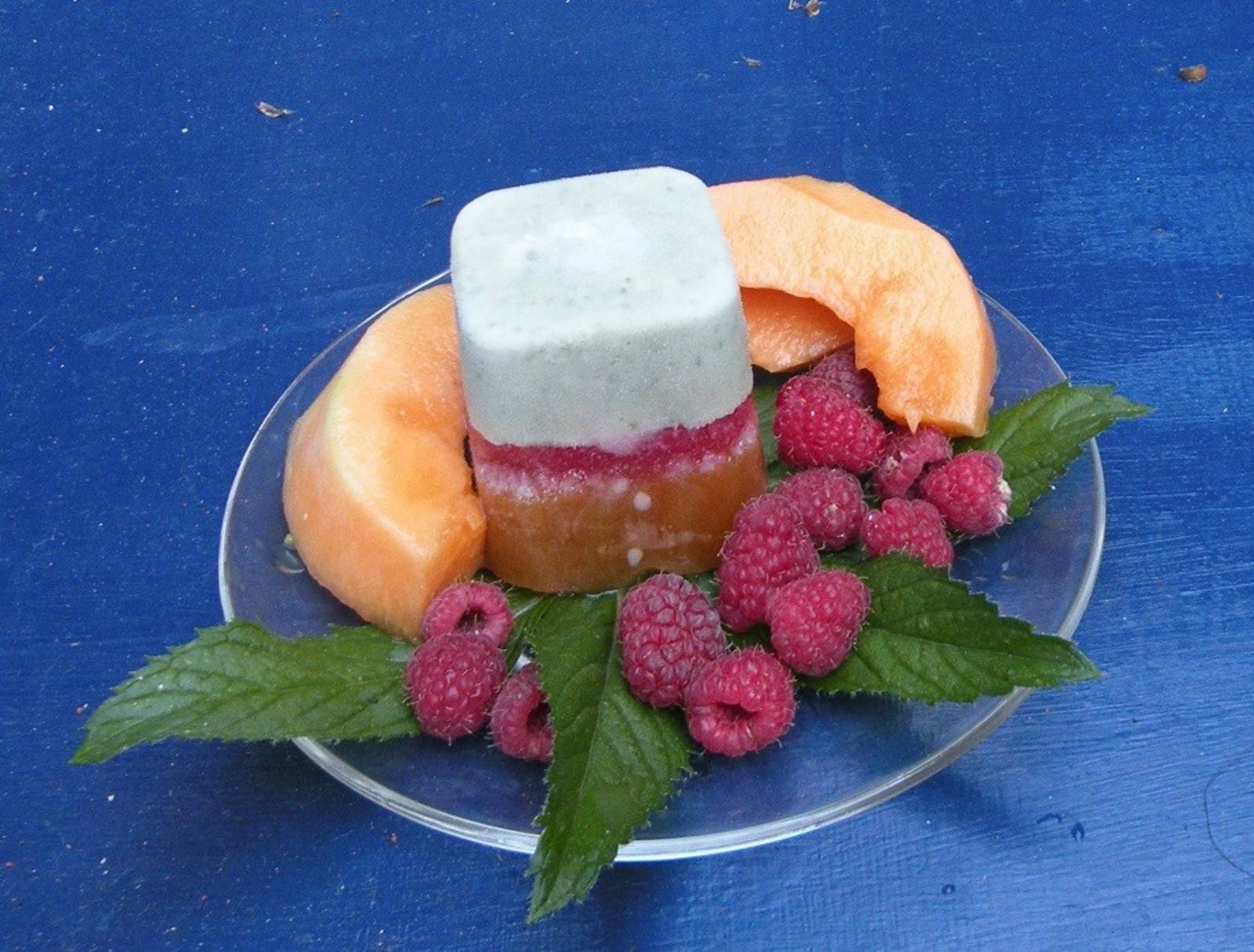 Pfefferminz Eiscremeturm Rezept - ichkoche.de Pfefferminz Eiscremeturm Rezept - ichkoche.de