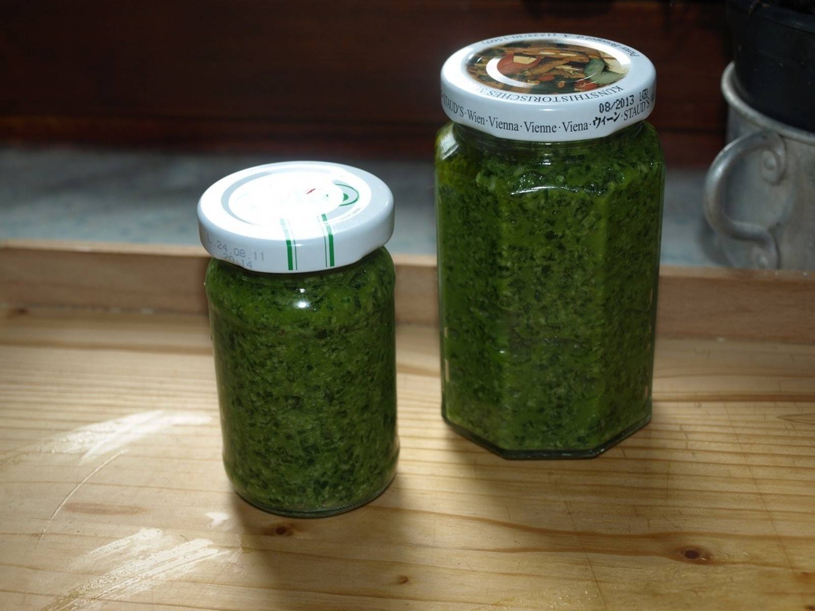 Rucolapesto mit Walnüssen Rezept - ichkoche.de