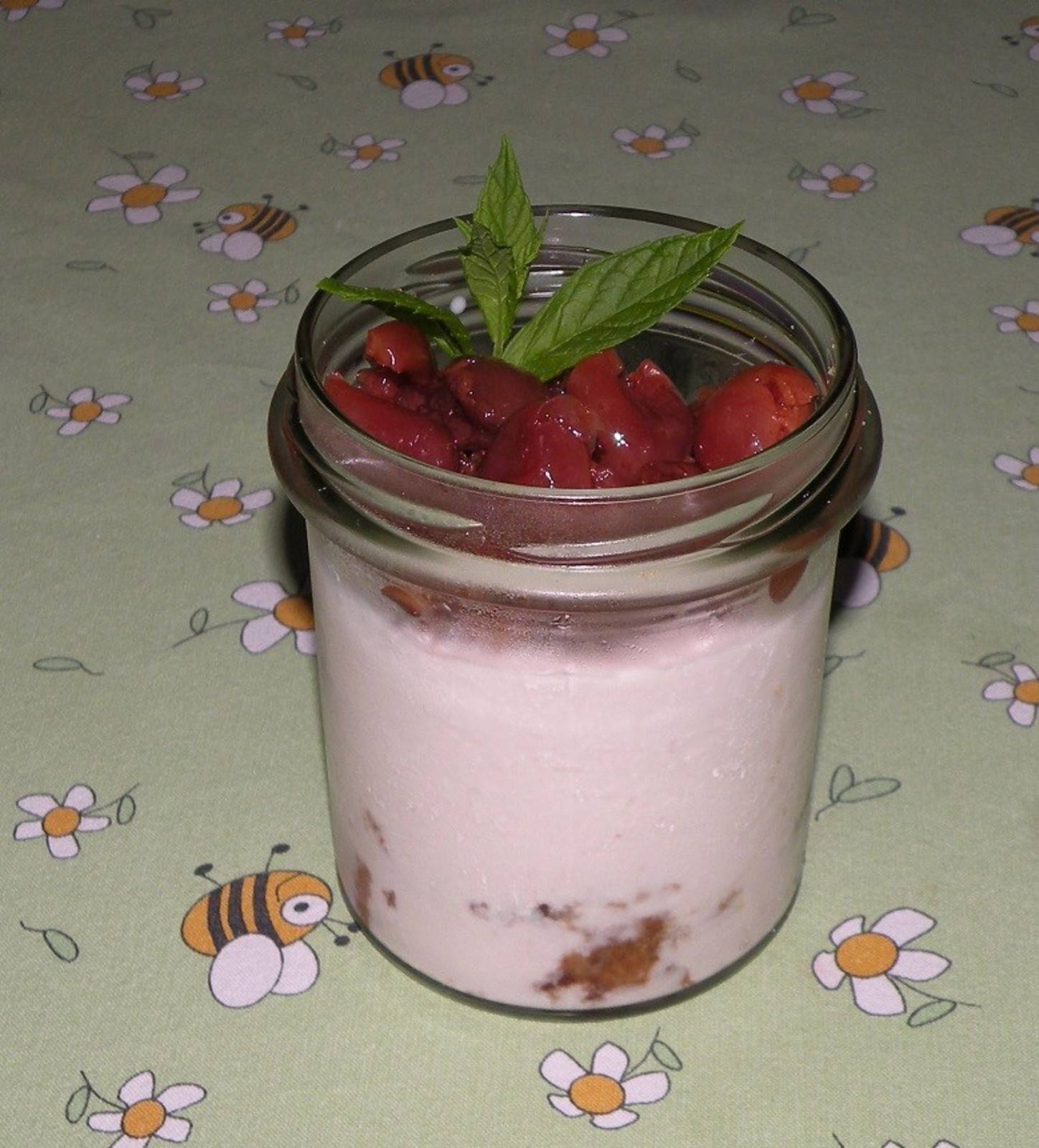 Schwarzwälder Kirscheis Rezept - ichkoche.ch