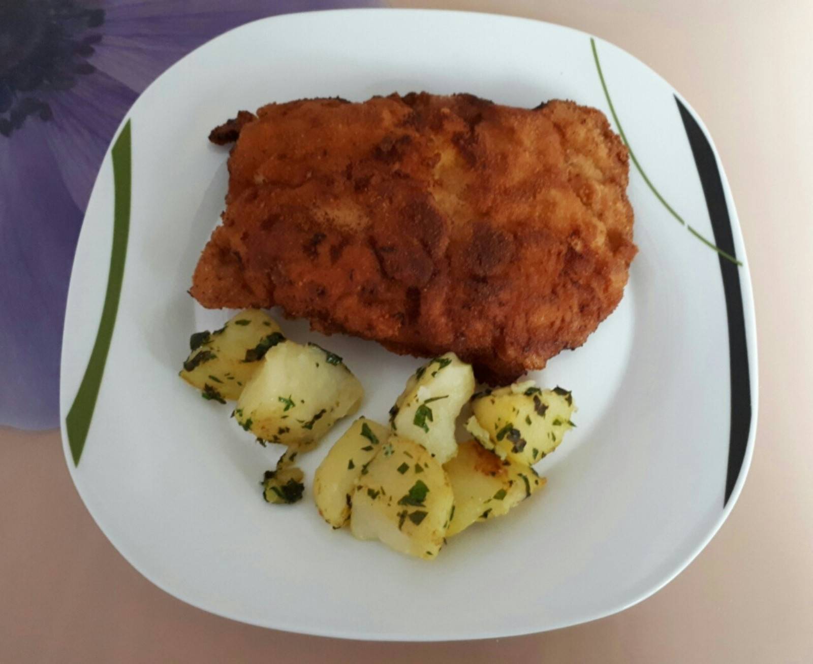 Putencordonbleu mit Petersilkartoffeln