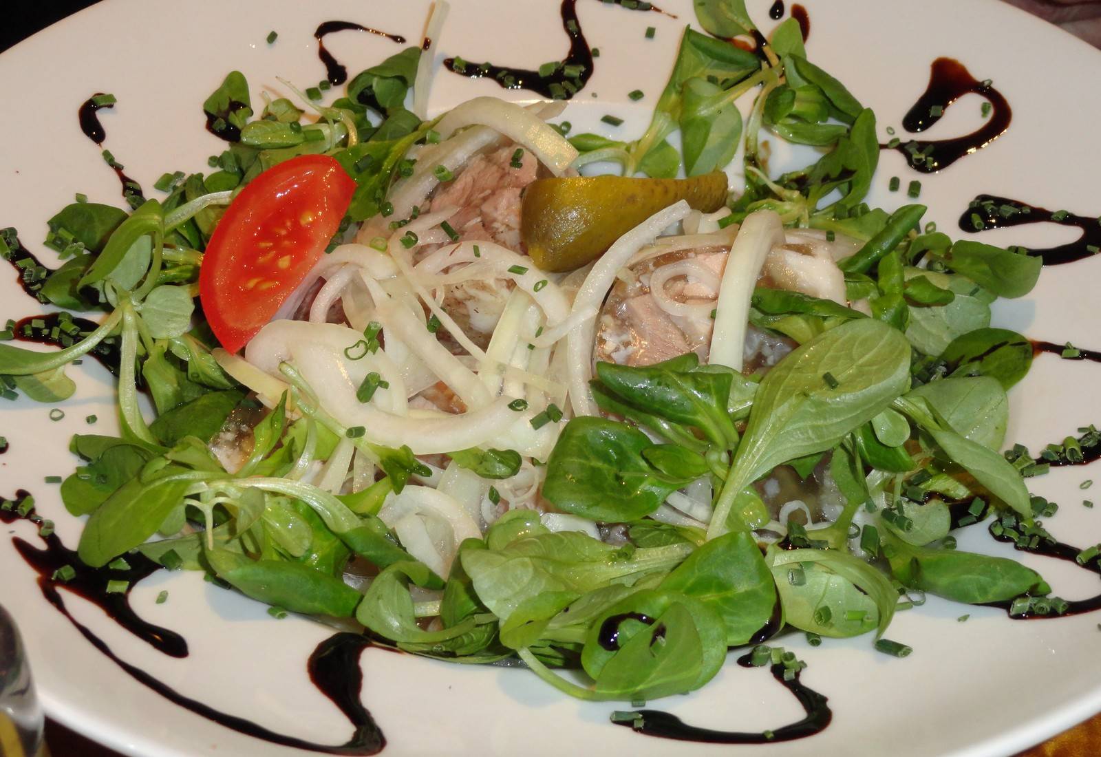 Karpfensulz auf Vogerlsalat