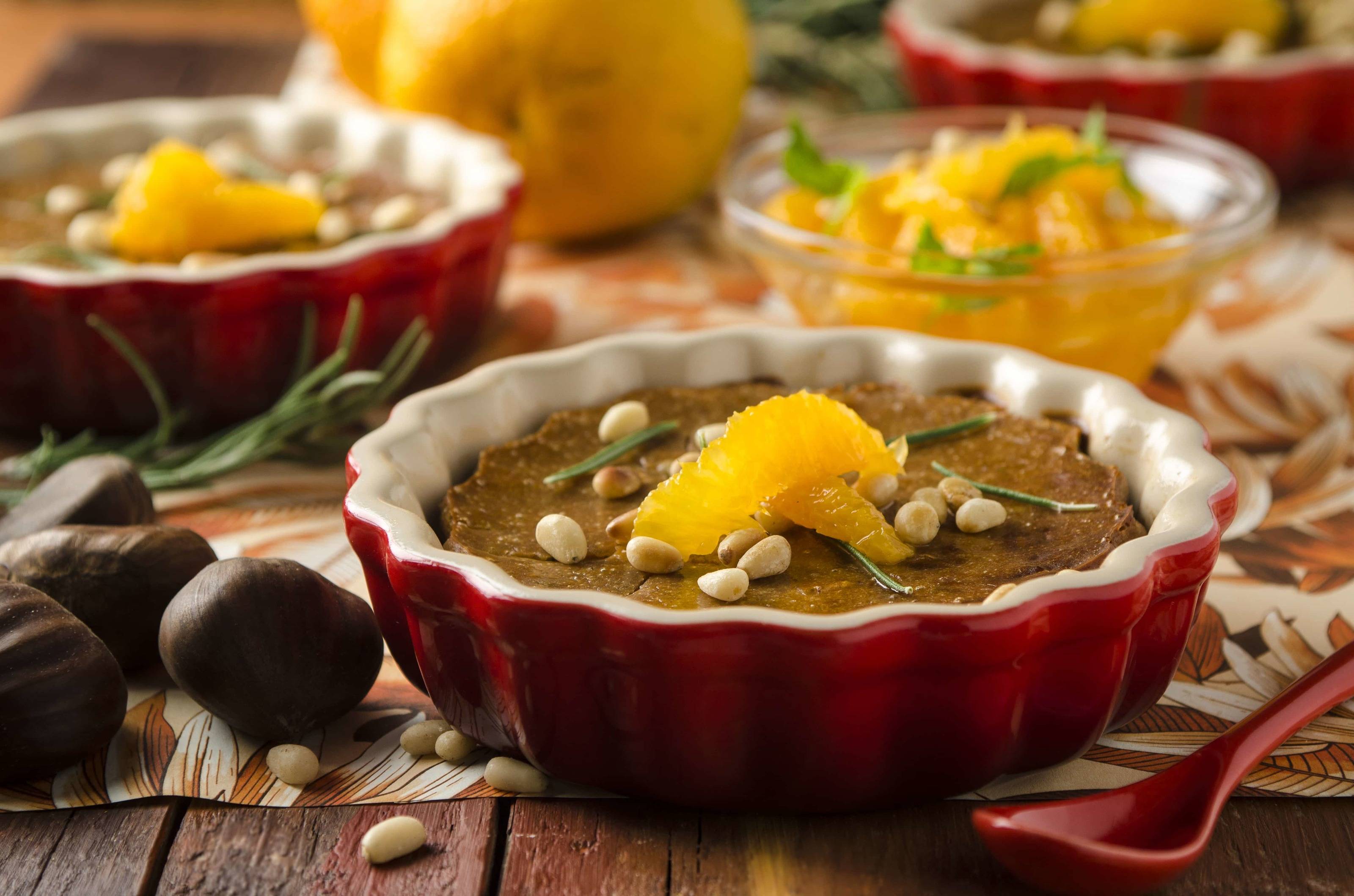 Castagnaccio mit Orangensalat Rezept