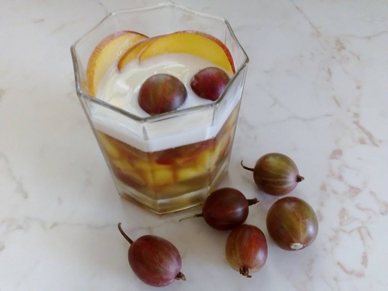 Nektarinen-Stachelbeer-Gelee Rezept - ichkoche.de Nektarinen-Stachelbeer-Gelee Rezept - ichkoche.de