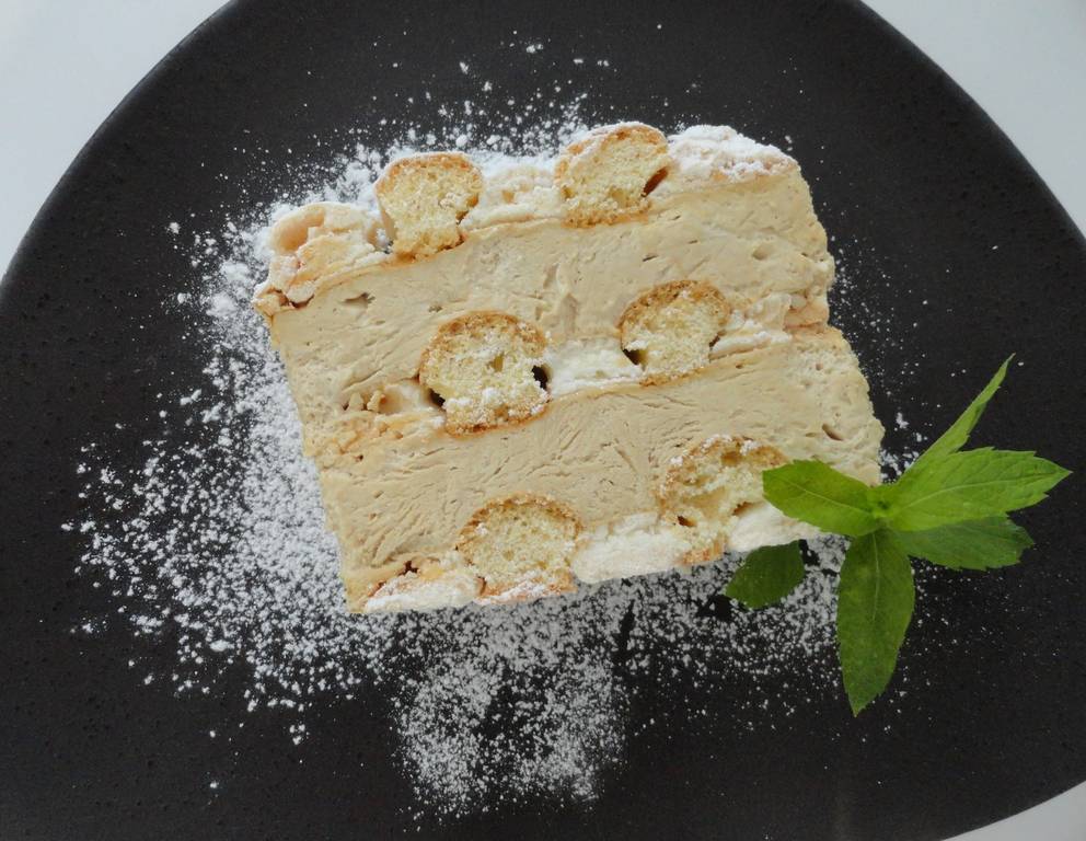 Cappuccino-Kardinalschnitten Cappuccino-Kardinalschnitten