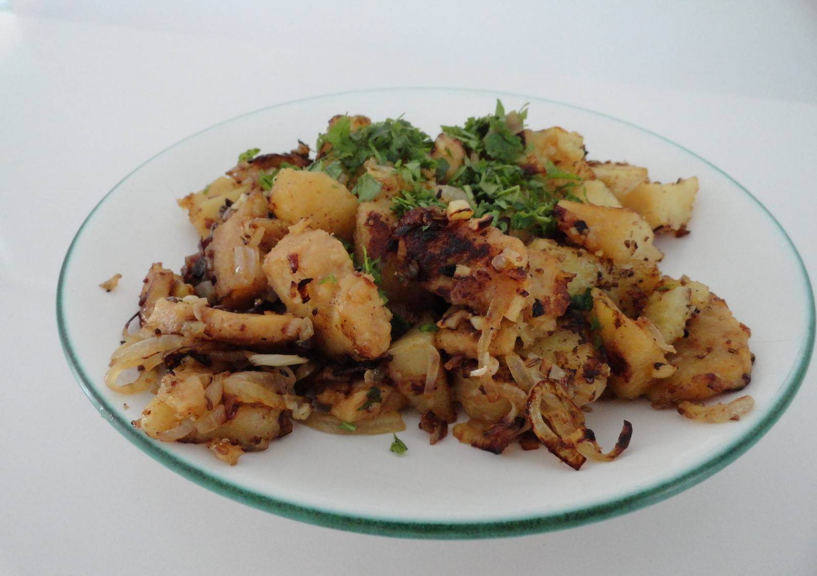 Geröstete Knödel mit Salat Rezept - ichkoche.de Geröstete Knödel mit Salat Rezept - ichkoche.de