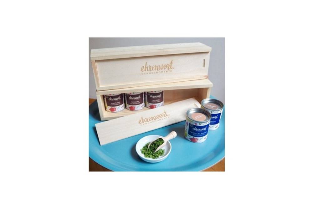 ehrenwort. Genussmomente Holzbox ehrenwort. Genussmomente Holzbox
