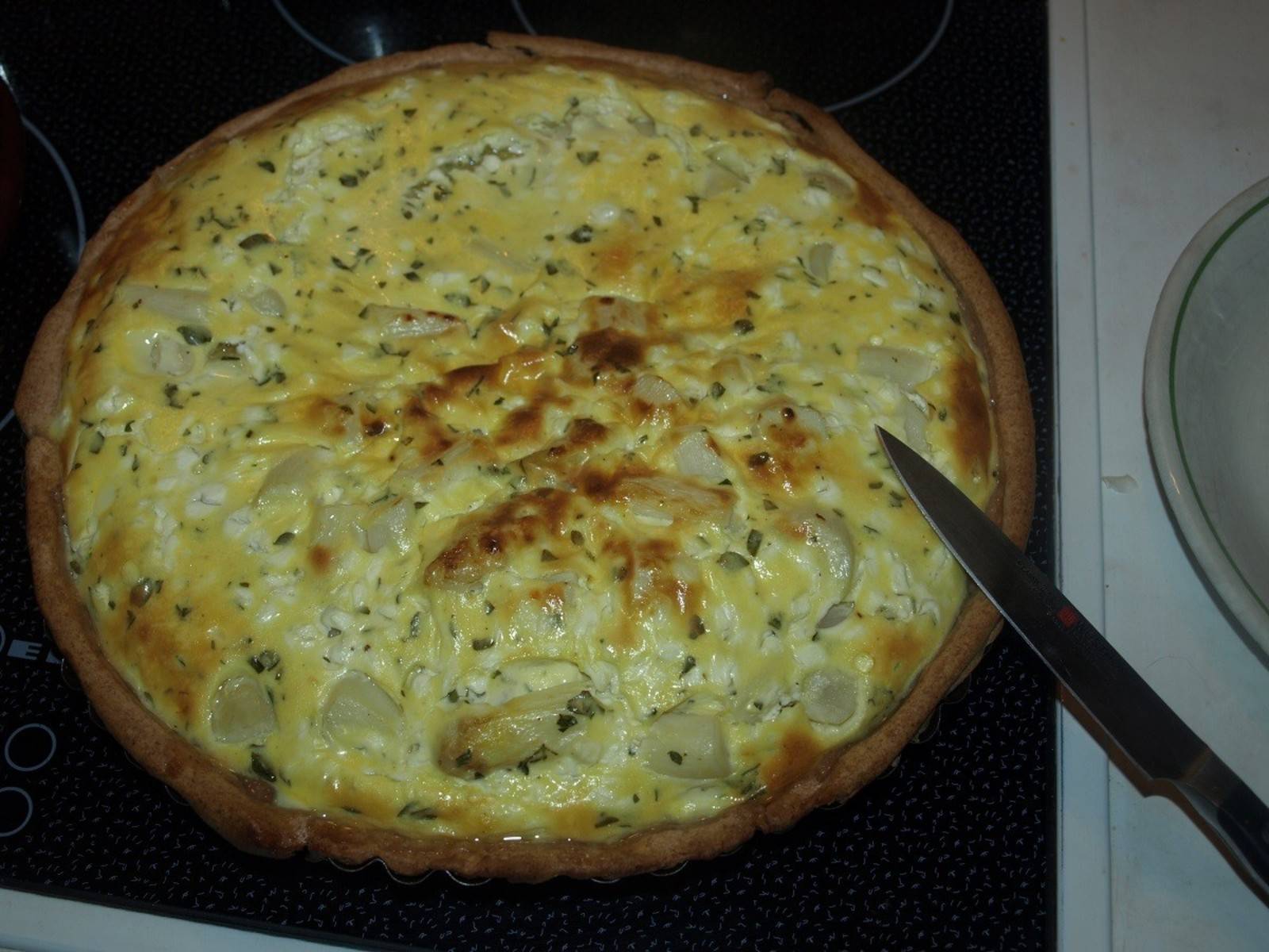 Spargelquiche mit Hüttenkäse Rezept - ichkoche.de Spargelquiche mit Hüttenkäse Rezept - ichkoche.de