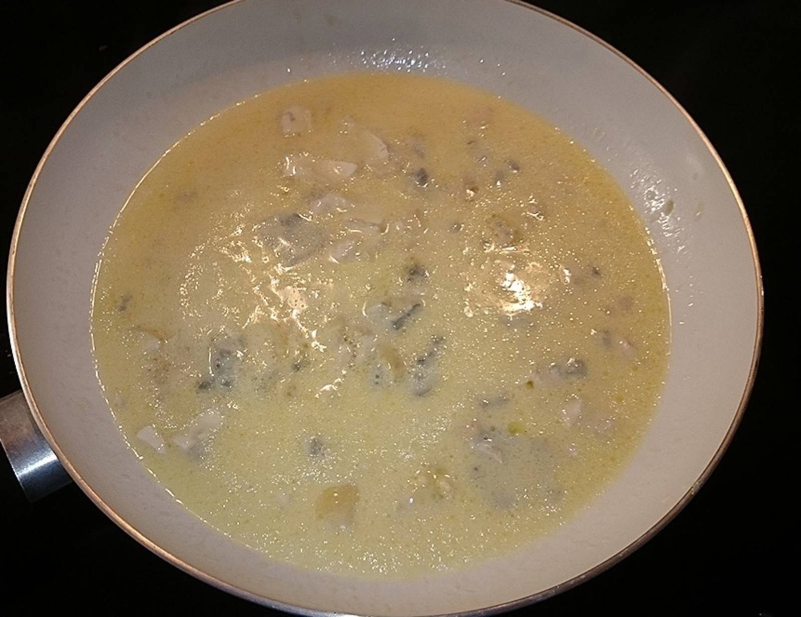 Gorgonzolasauce Rezept - ichkoche.ch Gorgonzolasauce Rezept - ichkoche.ch